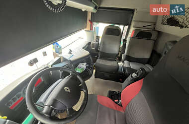 Тягач Renault Magnum 2012 в 