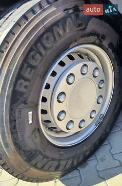 Тягач Renault Magnum 2010 в 