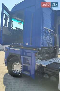 Тягач Renault Magnum 2010 в 