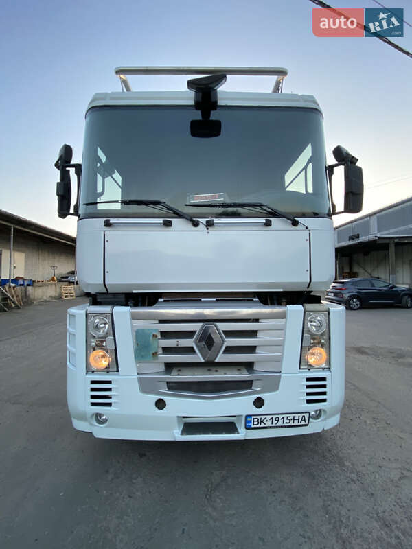 Тягач Renault Magnum 2008 в Ровно