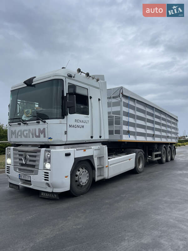 Тягач Renault Magnum 2009 в 