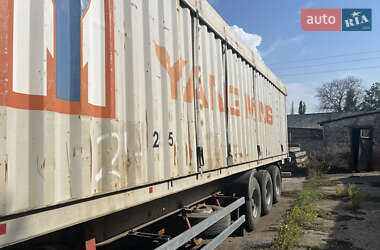 Тягач Renault Magnum 2001 в 