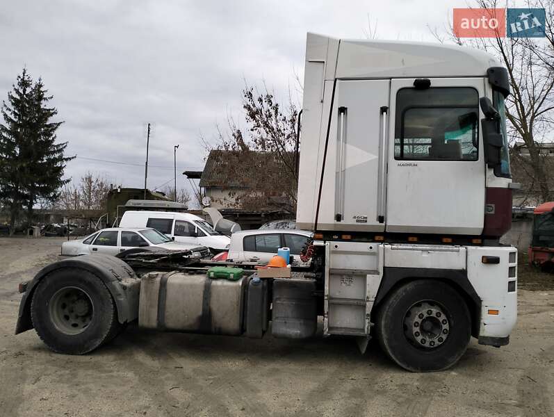 Тягач Renault Magnum 2009 в Тернополі