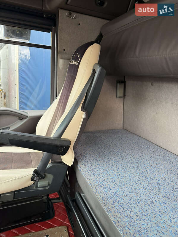 Тягач Renault Magnum 2007 в Луцке