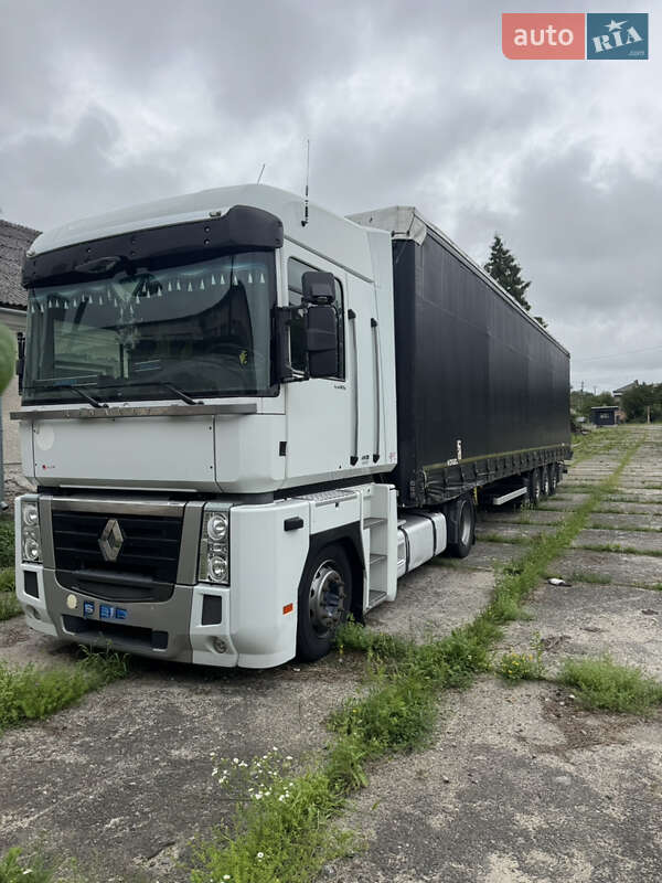 Тягач Renault Magnum 2011 в 