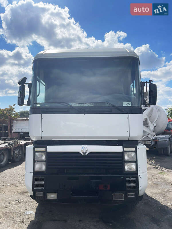 Тягач Renault Magnum 1997 в Одессе