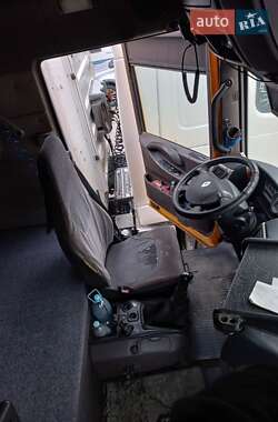 Тягач Renault Magnum 2007 в  фото 9 Тягач Renault Magnum 2007 в
