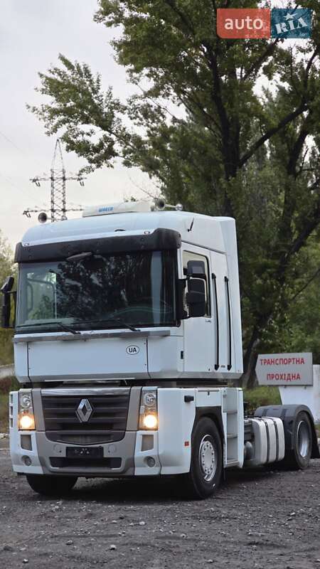 Тягач Renault Magnum 2013 в Каменском