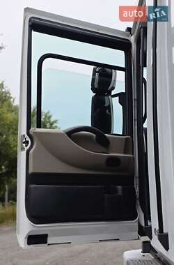 Тягач Renault Magnum 2013 в 