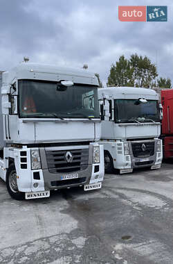 Тягач Renault Magnum 2009 в 