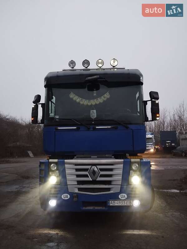 Тягач Renault Magnum 2007 в Немирові