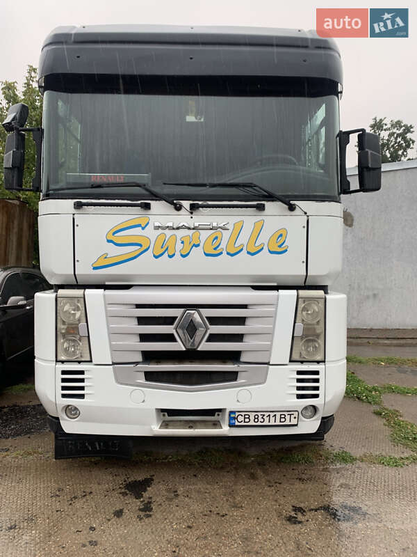 Тентованый Renault Magnum 2004 в 