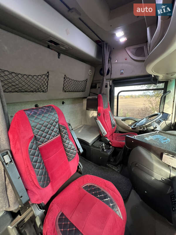 Тягач Renault Magnum 2008 в Черкасах