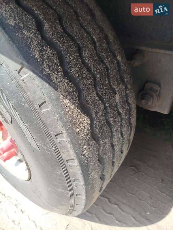 Тентований Renault Magnum 2006 в Харкові