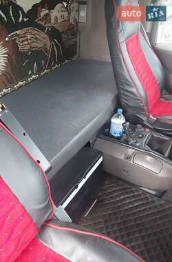 Тягач Renault Magnum 1998 в  фото 6 Тягач Renault Magnum 1998 в