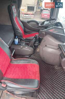 Тягач Renault Magnum 1998 в  фото 10 Тягач Renault Magnum 1998 в