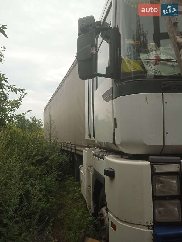 Тягач Renault Magnum 2000 в Рівному