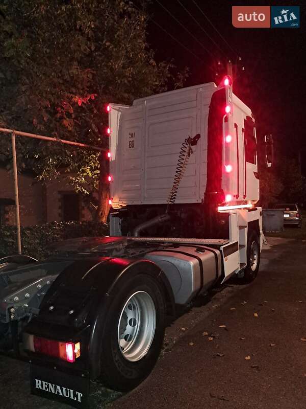 Тягач Renault Magnum 2000 в Одессе