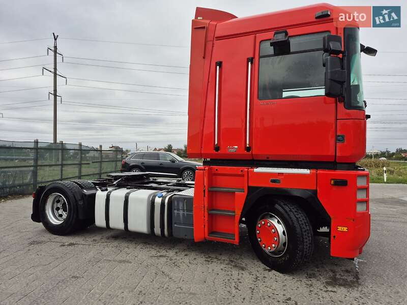 Тягач Renault Magnum 2007 в Львові