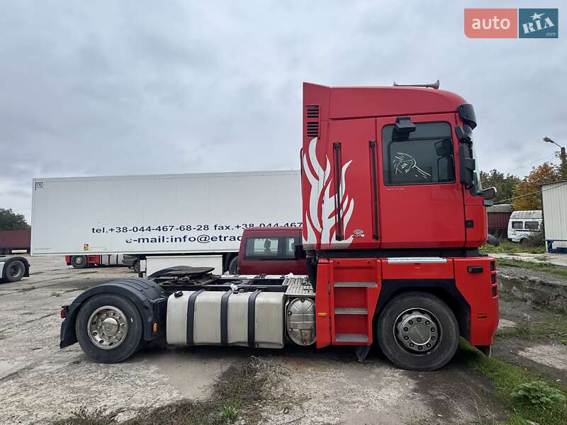 Тягач Renault Magnum 2011 в Одесі