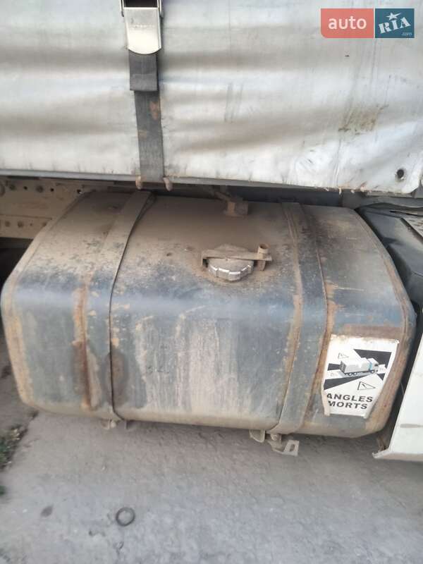 Тягач Renault Magnum 2003 в Одесі