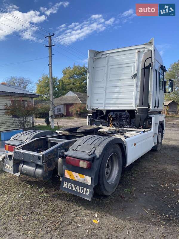 Тягач Renault Magnum 2010 в Переяславі