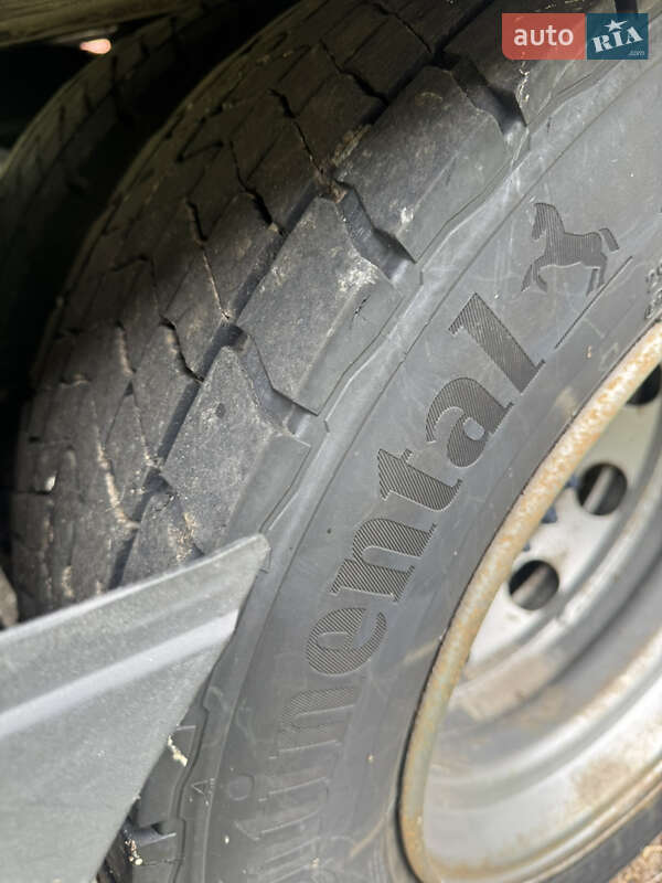 Тягач Renault Magnum 2011 в Бродах