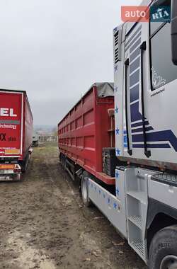 Вантажний фургон Renault Magnum 2004 в Новоархангельську