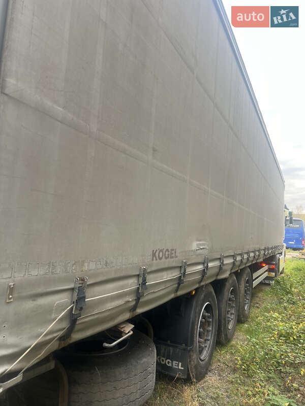 Тягач Renault Magnum 2011 в Ужгороде