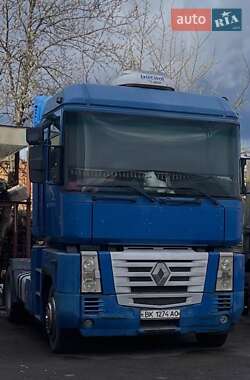 Тягач Renault Magnum 2003 в Ровно