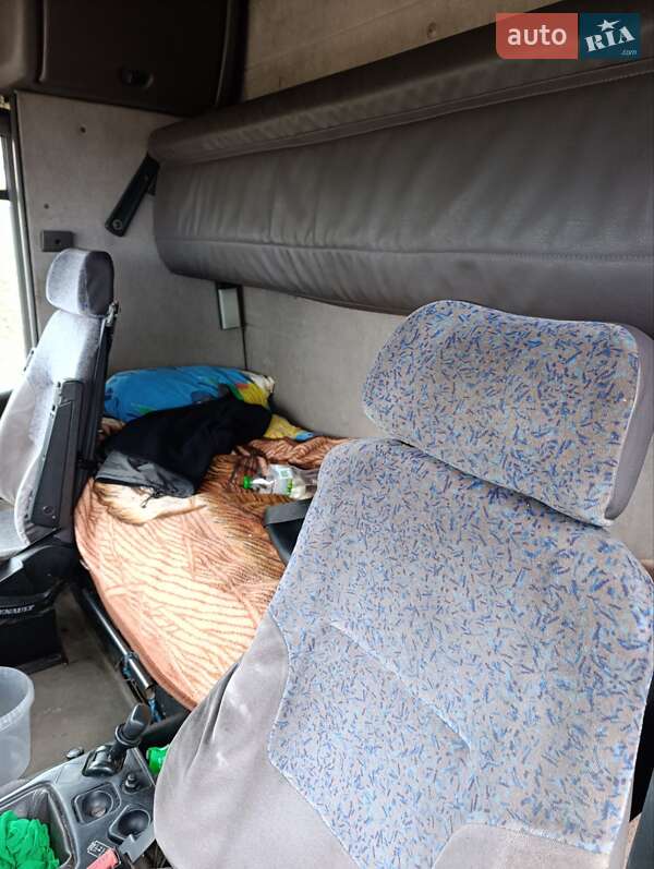 Тентованый Renault Magnum 2001 в Житомире