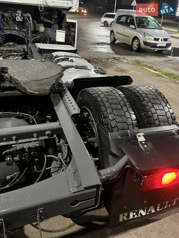 Тягач Renault Magnum 2008 в Ковеле
