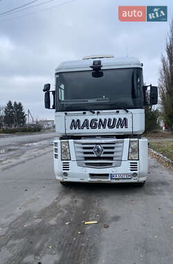 Тягач Renault Magnum 2008 в Кременчуге