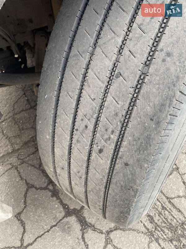 Тягач Renault Magnum 2008 в Кременчуці