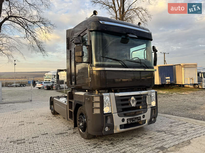 Тягач Renault Magnum 2013 в Черновцах