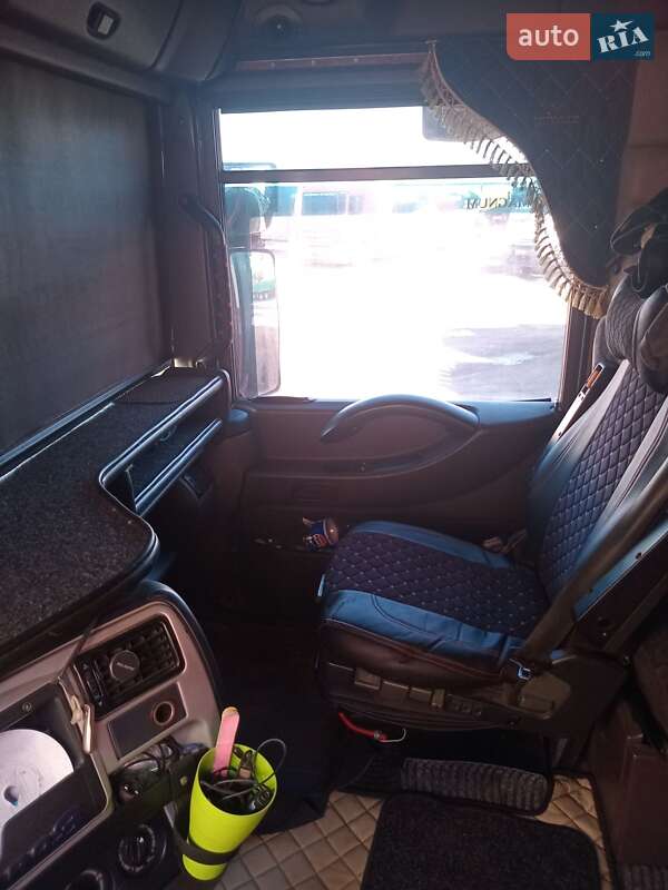 Тягач Renault Magnum 2003 в Харькове