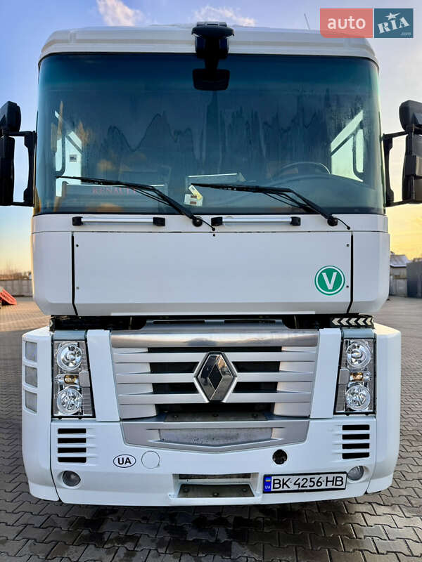 Тягач Renault Magnum 2008 в Рівному