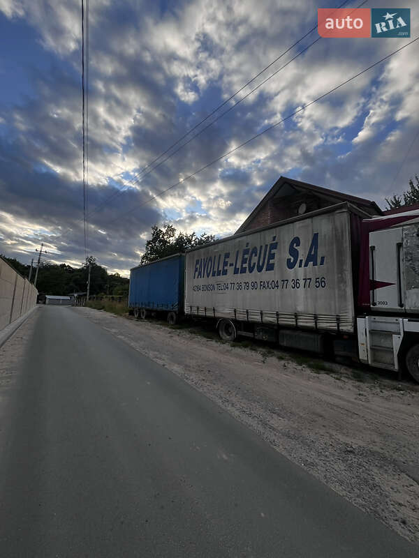 Тентований Renault Magnum 2005 в Львові