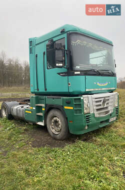 Тягач Renault Magnum 2000 в Уланові