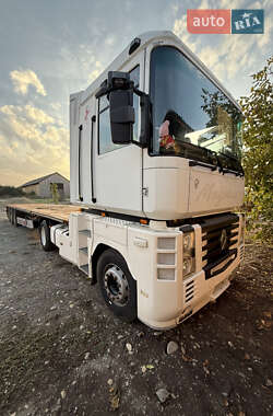 Тягач Renault Magnum 2004 в Коломые