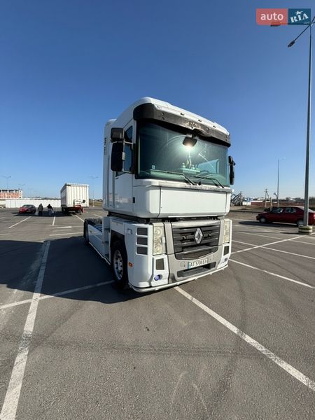 Renault Magnum 2012 Renault Magnum 2012