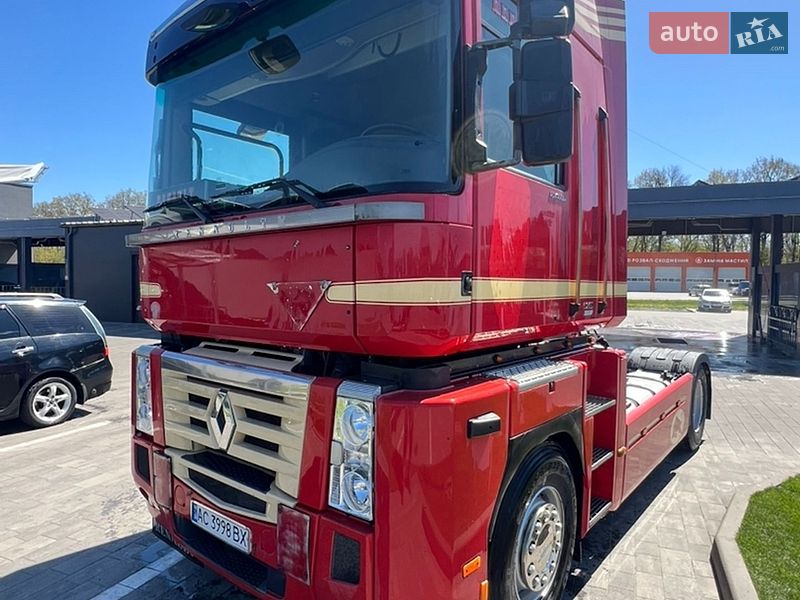Renault Magnum 2011