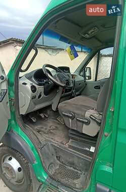 Грузовой фургон Renault Mascott 2002 в 