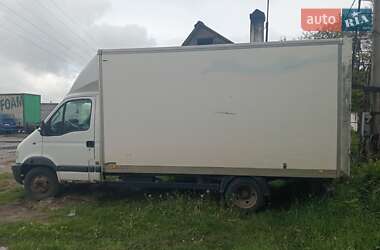 Другие грузовики Renault Mascott 2002 в 