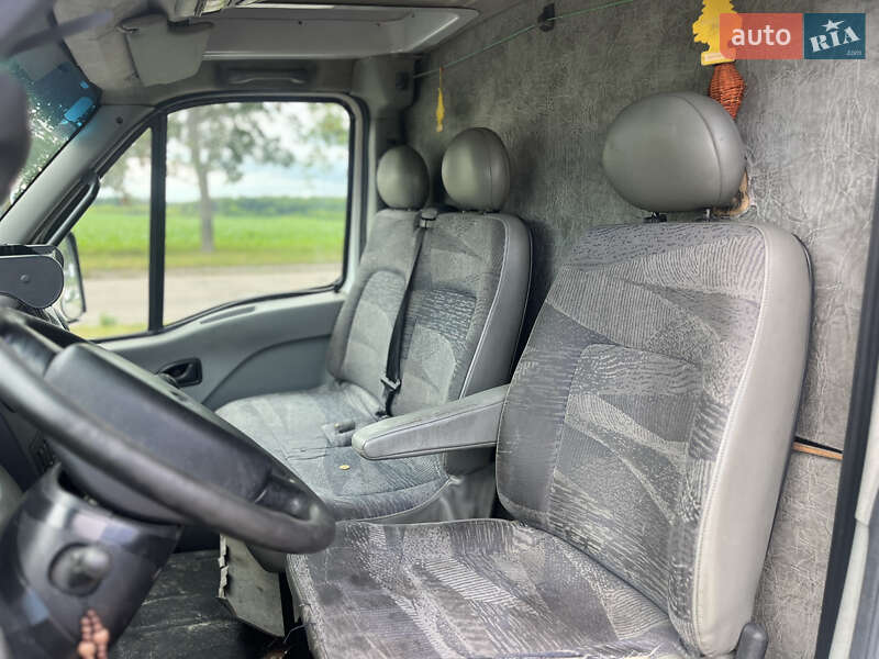 Тентованый Renault Mascott 2005 в Владимире