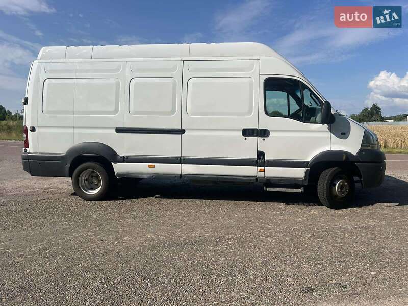 Грузовой фургон Renault Mascott 2005 в Львове