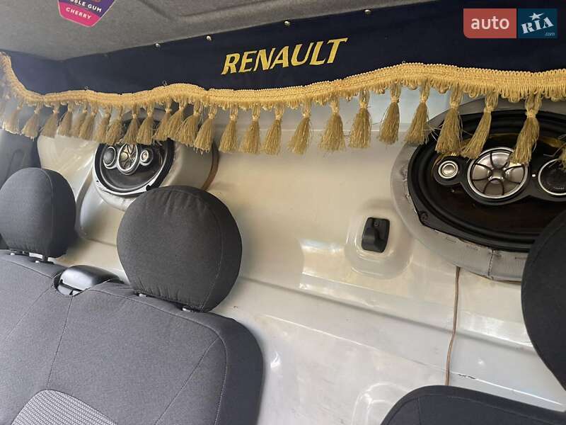 Вантажний фургон Renault Mascott 2005 в Києві