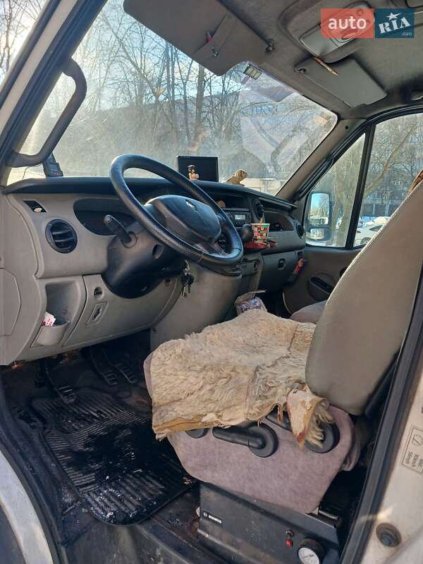 Грузовой фургон Renault Mascott 2006 в Киеве