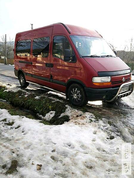 Вантажопасажирський фургон Renault Master 1999 в Чернівцях