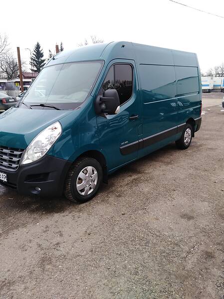 Грузопассажирский фургон Renault Master 2012 в Черновцах